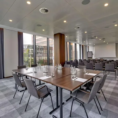 Moevenpick Hotel 4*