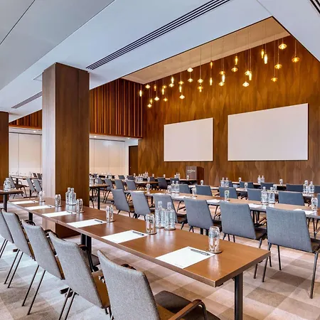 Moevenpick Hotel 4*